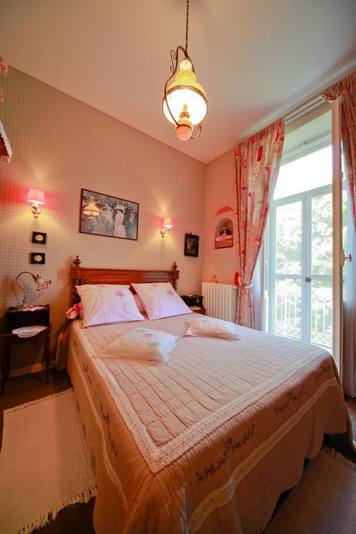 Au Relais Fleuri Bed and Breakfast Gilette Εξωτερικό φωτογραφία
